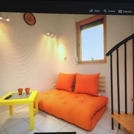 Porta Apartmán *